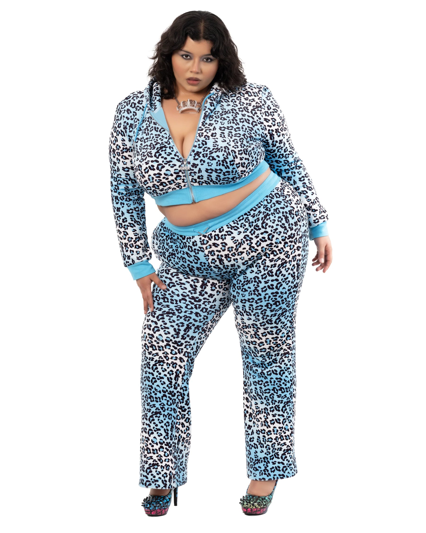 HNO Manor product designed by Mesha Cole Visuals